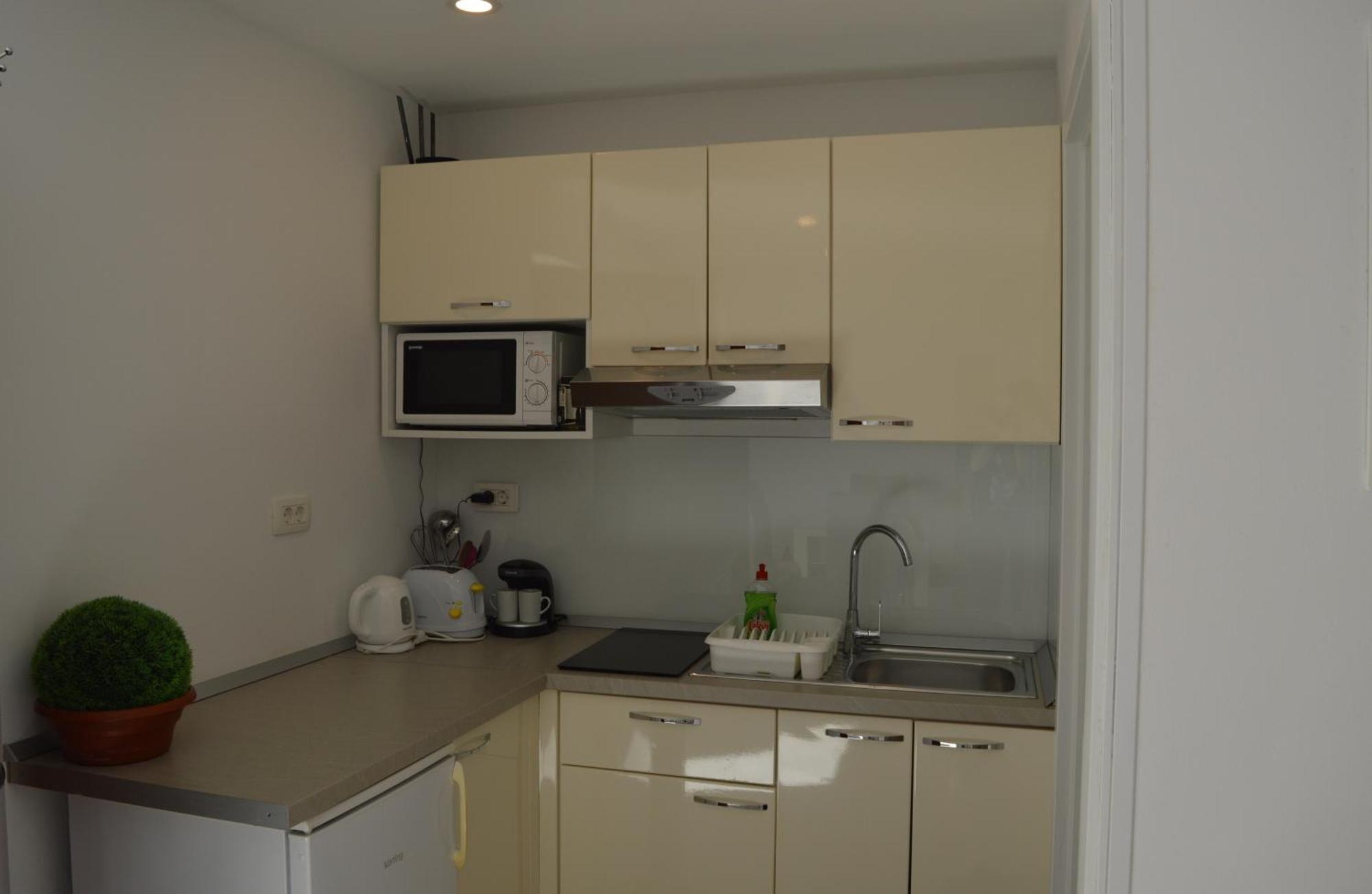 Apartments Lea Хвар Екстериор снимка