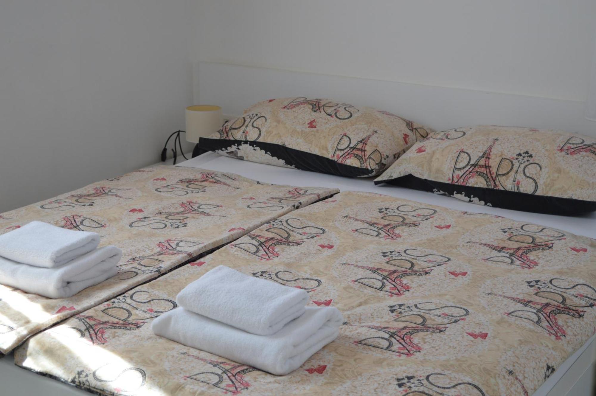 Apartments Lea Хвар Екстериор снимка