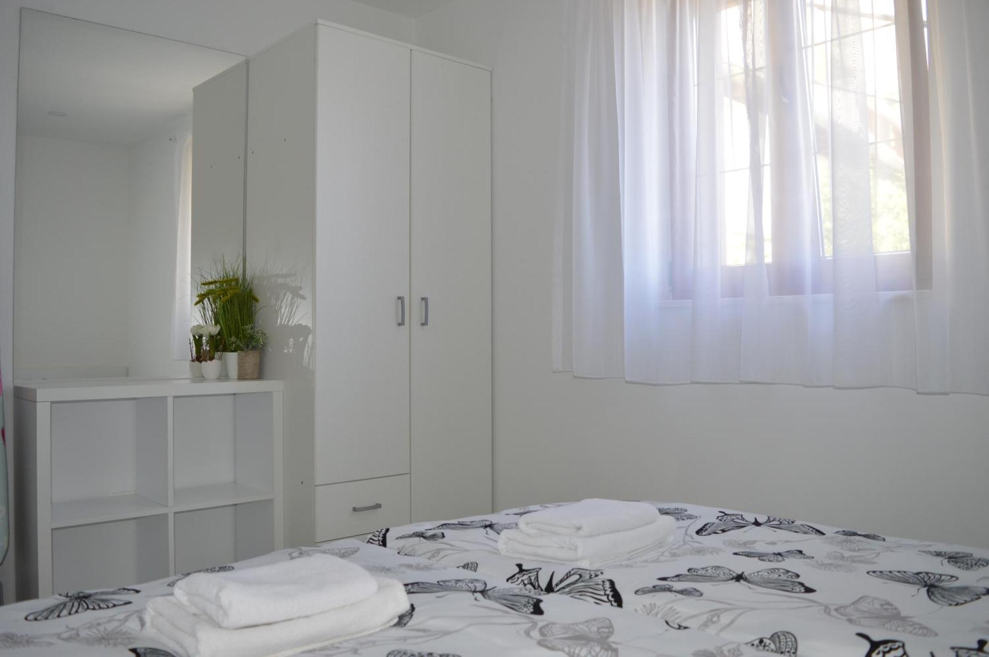 Apartments Lea Хвар Екстериор снимка