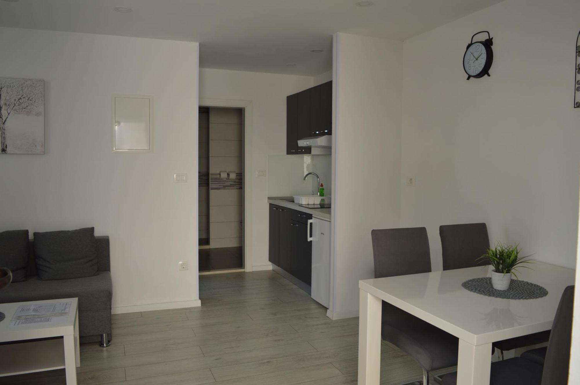 Apartments Lea Хвар Екстериор снимка