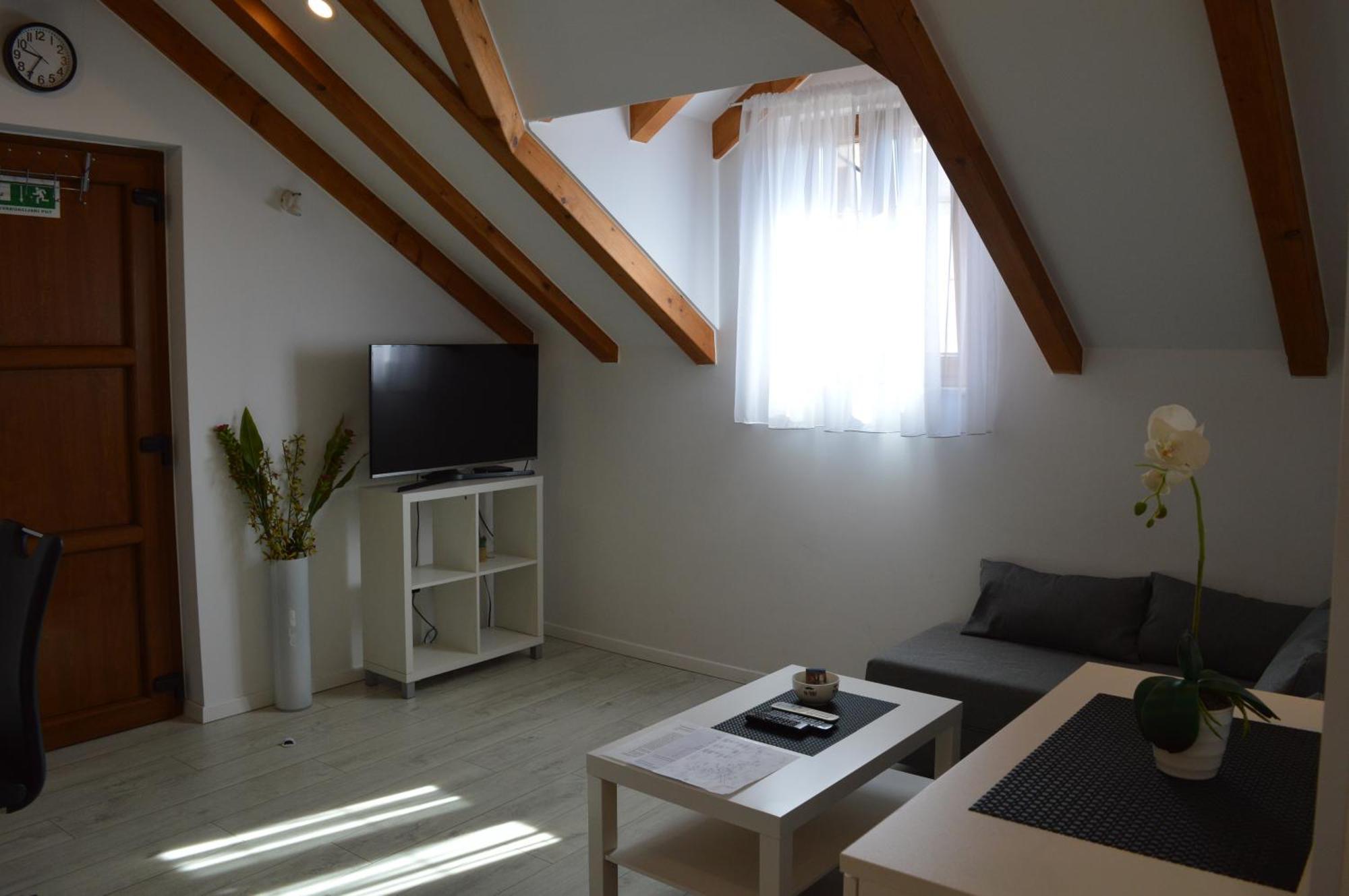 Apartments Lea Хвар Екстериор снимка