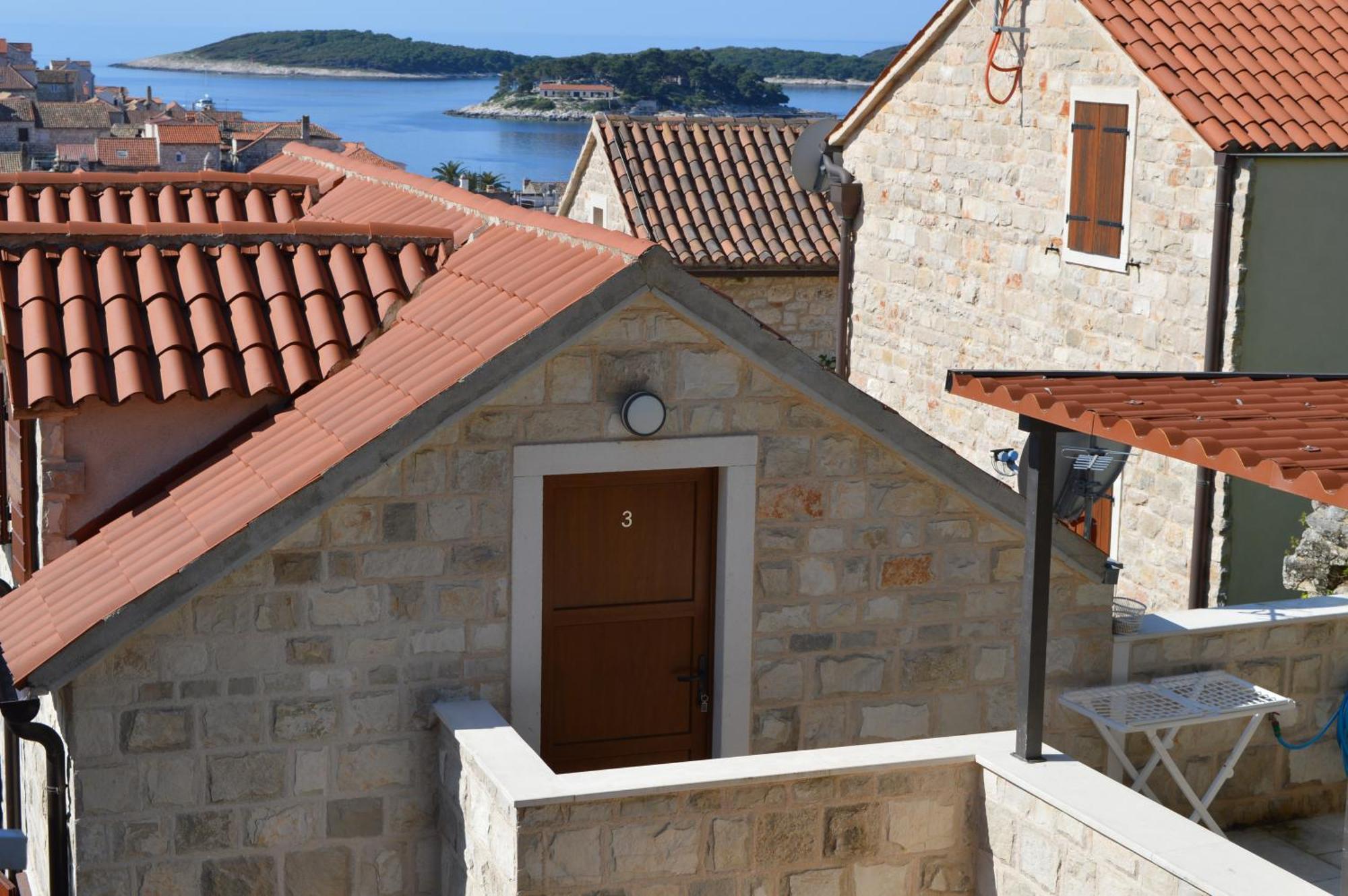 Apartments Lea Хвар Екстериор снимка